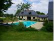 Proprit de 2 maisons rnoves, piscine, piste de chevaux, box, dpendances sur 13 ha, entre Rennes Maine et Loire Pouanc